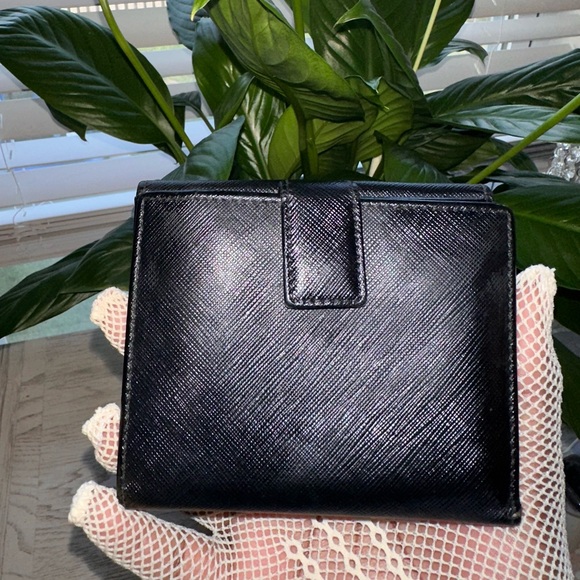 Salvatore Ferragamo wallet in black - Picture 6 of 10